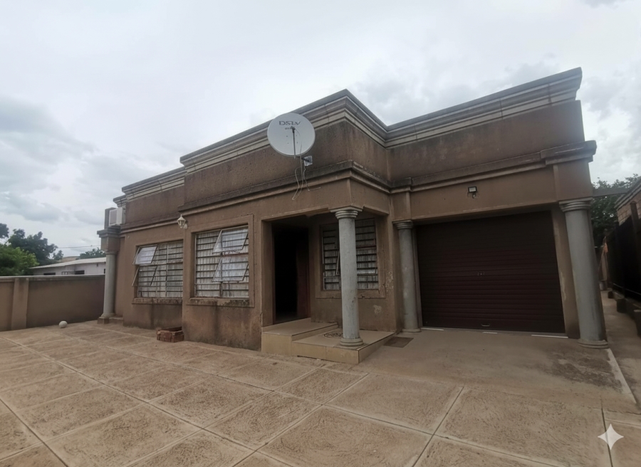 3 Bedroom Property for Sale in Lethlabile North West